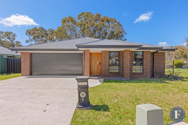 4 Pinkstone Avenue, NSW 2590