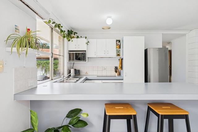 14 Koolama Place, WA 6025