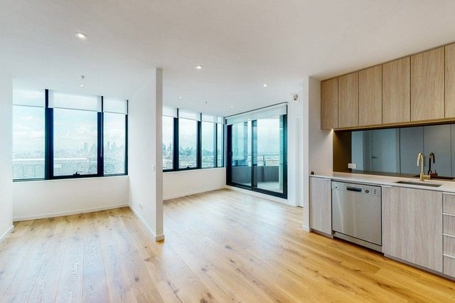 2307/8 Hallenstein Street, VIC 3011