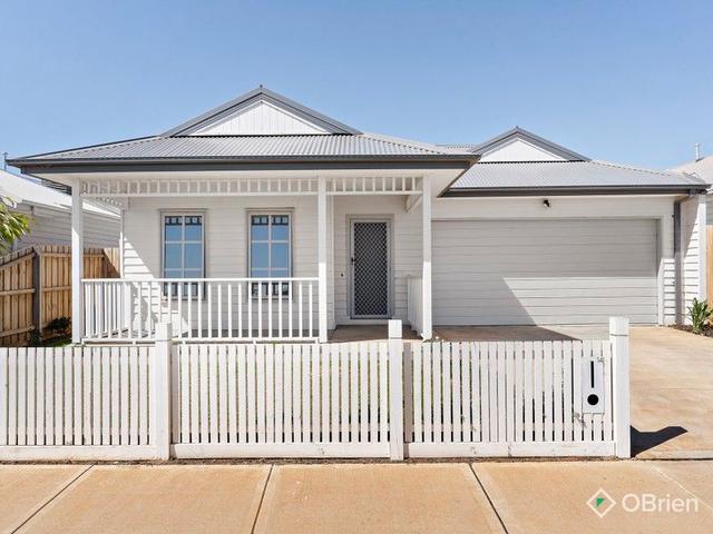 14 Crowlands Circuit, VIC 3338