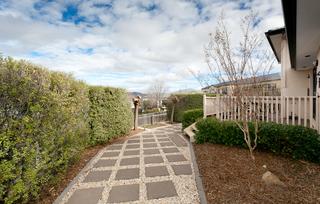Landscaped yards (2013-06-20)