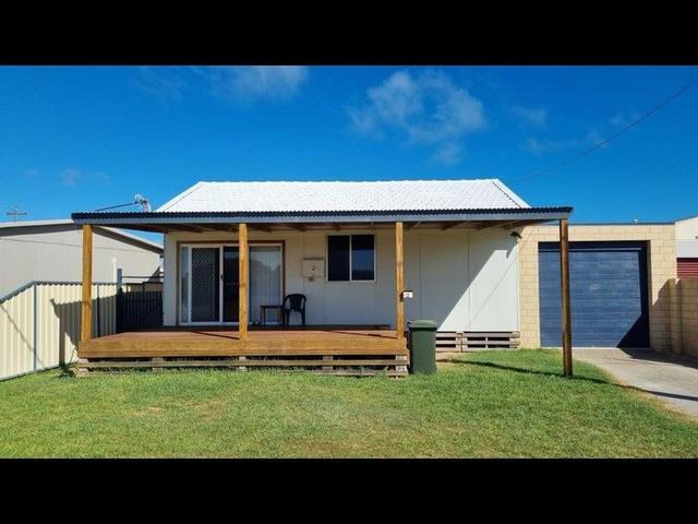 2 Captains Crescent, WA 6530