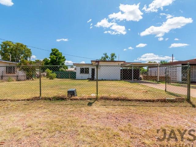 30 Enid Street, QLD 4825