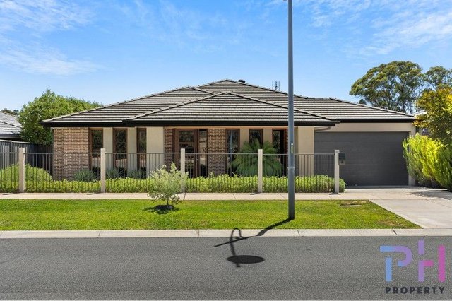 56 Coomoora Circuit, VIC 3551