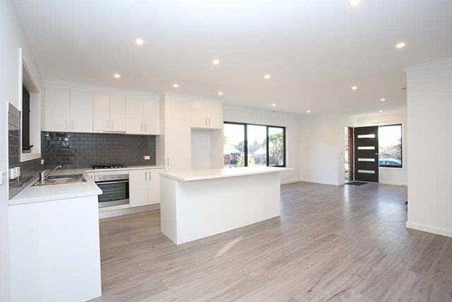 27 Hickory Crescent, VIC 3200