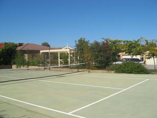 Common Tennis Court