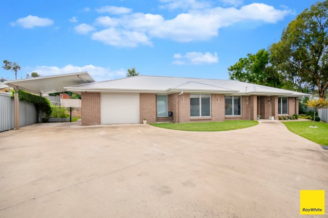 7B Stainfield Drive, NSW 2360