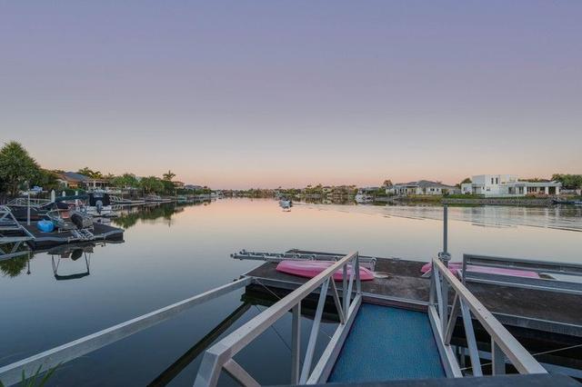 70 The Peninsula, QLD 4212