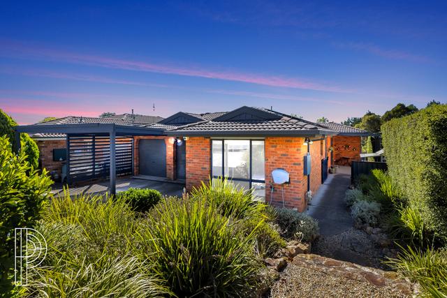 52 Hugh McKay Crescent, ACT 2615