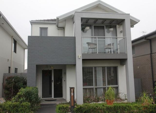 19 Mooney Avenue, NSW 2170