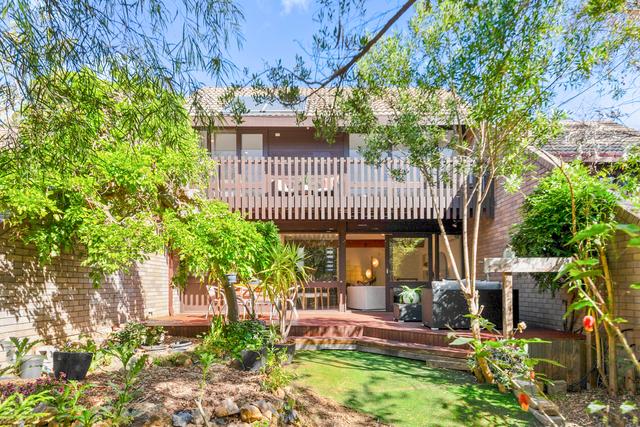 93 Wybalena Grove, ACT 2614