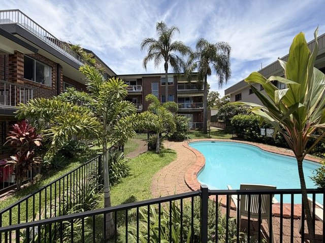 4/210 Scarborough Street, QLD 4215