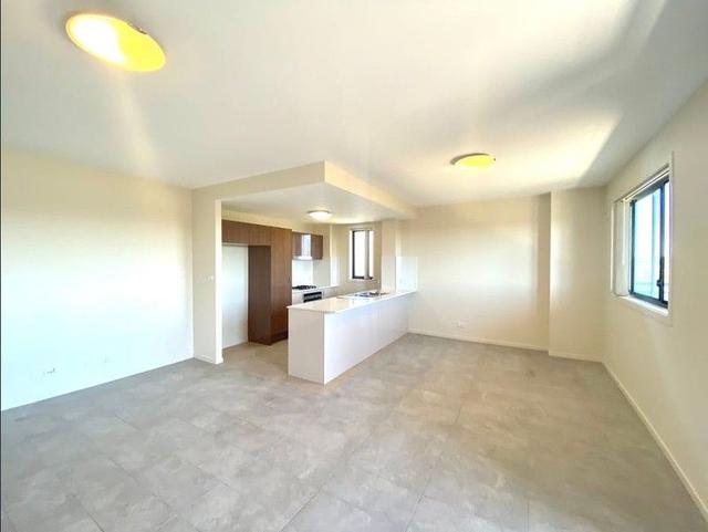 24/9-13 Goulburn Street, NSW 2170