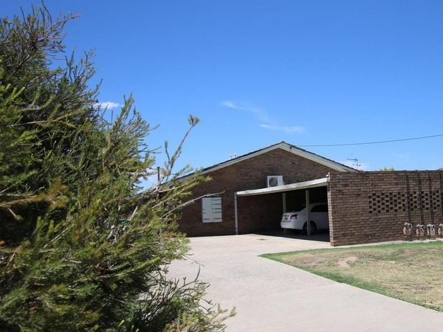 1/726 East Street, NSW 2640