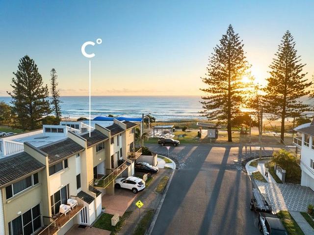 3/86 Marine Parade, QLD 4220