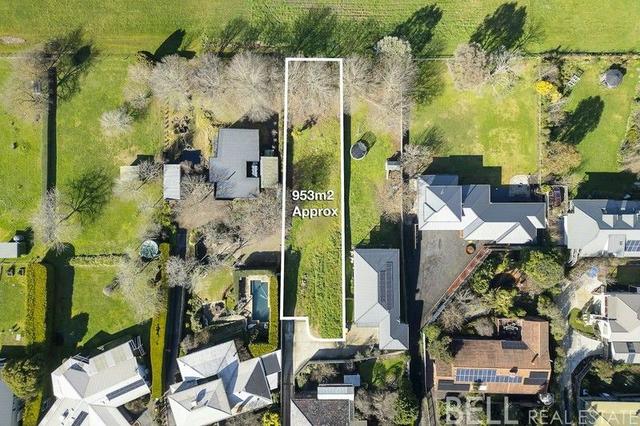 2/10 Frances Avenue, VIC 3775