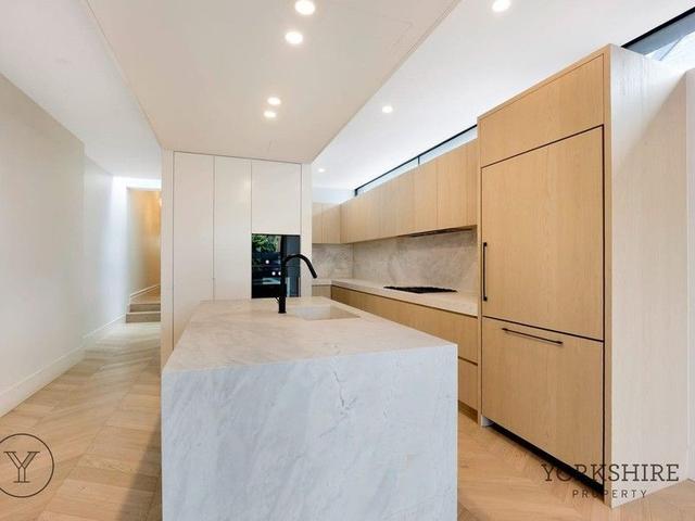 261 Danks Street, VIC 3206