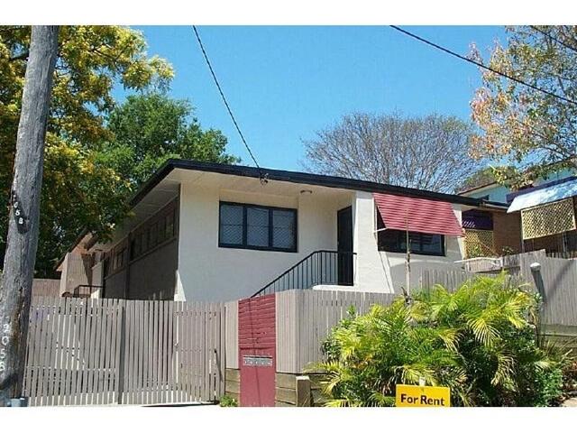 2/25 Young St, QLD 4064