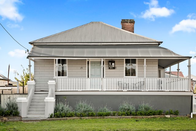 15 Carrington Street, NSW 2320