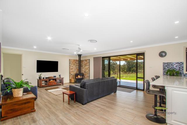 30 Cadell Place, NSW 2582