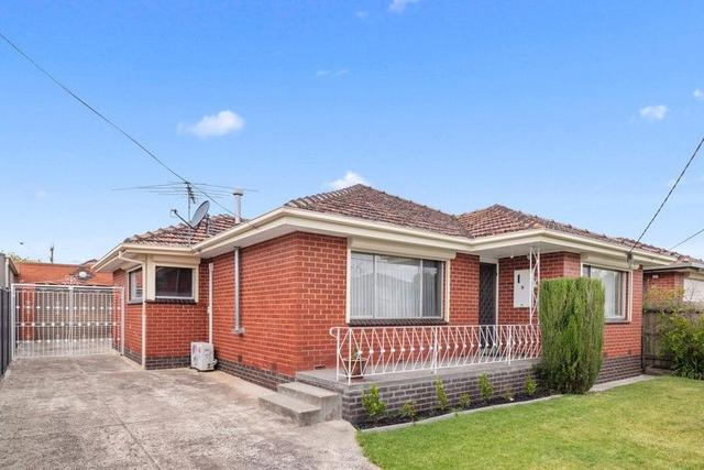 8 Russet Court, VIC 3075