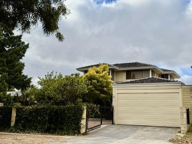 4 Coronation  Street, WA 6018