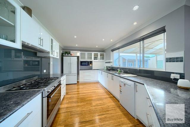 52 Meananger Crescent, WA 6330