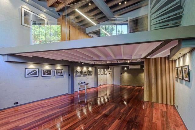 4 Saunders Street, WA 6004