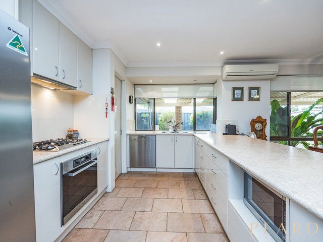 29 Hurley Way, WA 6025