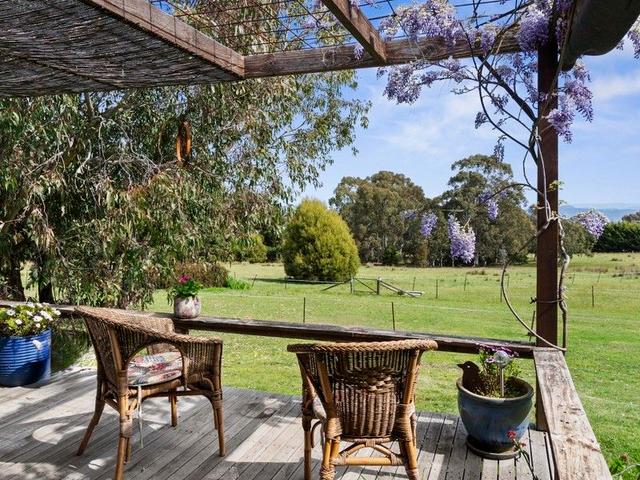 960 Old Tolmie Road, VIC 3722