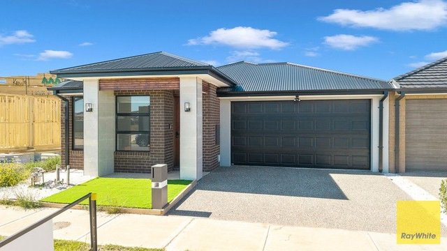 9 Paradoxa Drive, VIC 3029