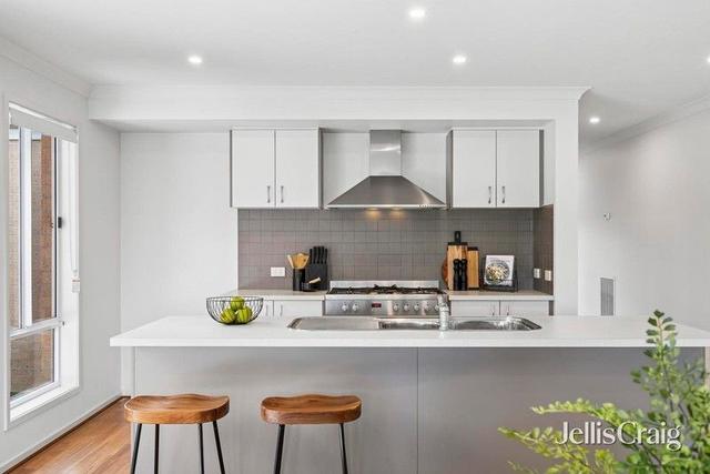 73 Caroline Chisholm Drive, VIC 3444