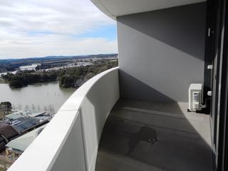 Balcony (2015-06-22)