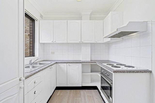 12/31-33 Pearson Street, NSW 2111