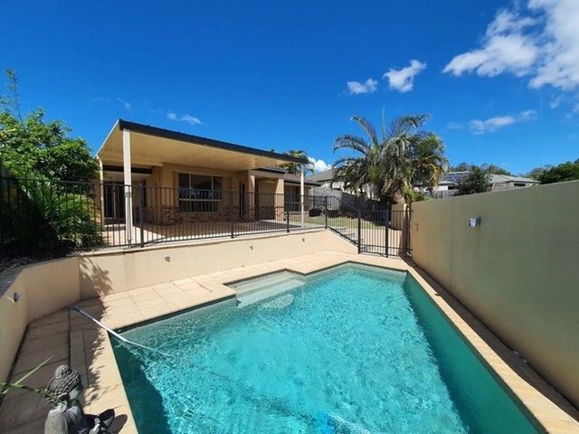 20 Ellis  Drive, QLD 4213