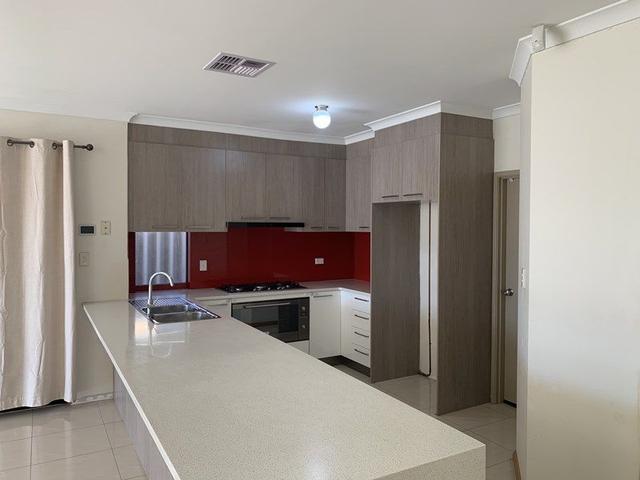 16 Driftwood Way, WA 6063