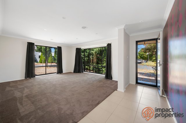 19 Patrick White Circuit, ACT 2913