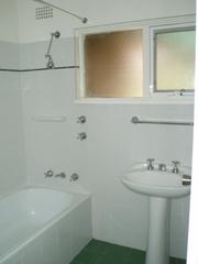 Bathroom (2015-01-21)
