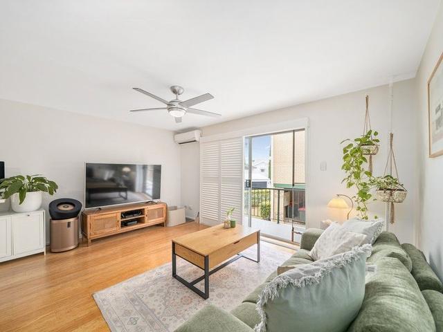 2/57 Collins Street, QLD 4011