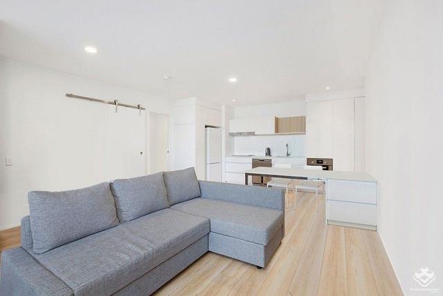 206/21 Nile Street, QLD 4102