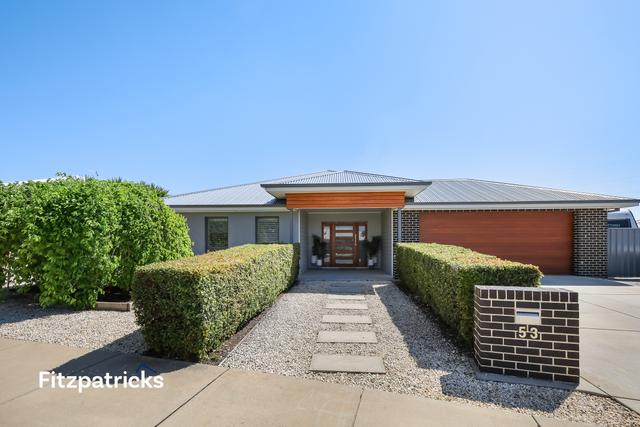53 Lingiari Drive, NSW 2650