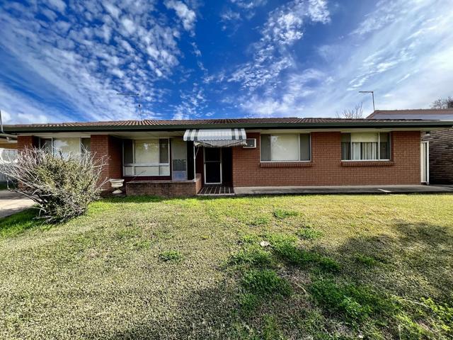 33 Kamilaroi Drive, NSW 2400