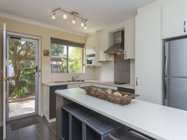 6/81-83 Shakespeare Avenue, WA 6060