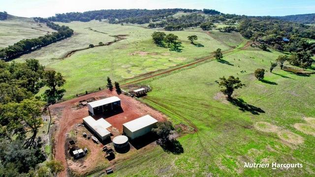 1530 Bindoon-Moora Road Mooliabeenee, WA 6502