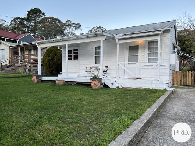 222 Foxlow Street, NSW 2623