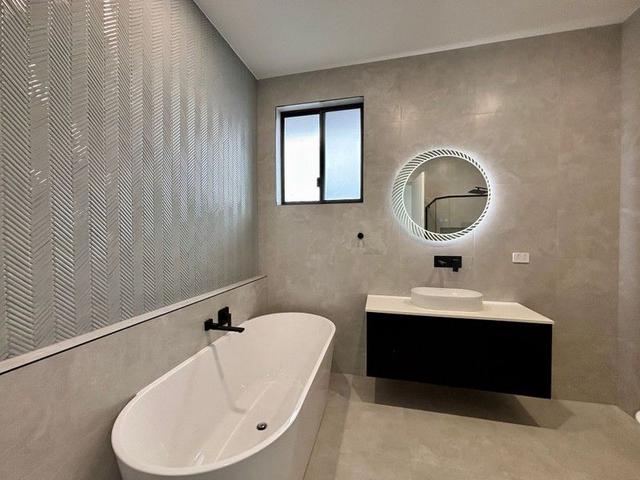 11 Hazelbrook St, NSW 2769