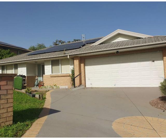 24 Chivers Circuit, NSW 2333