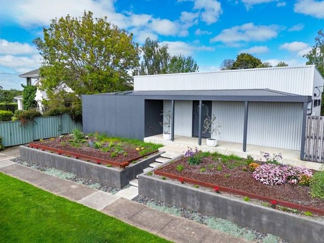 21 Brown Street, VIC 3300