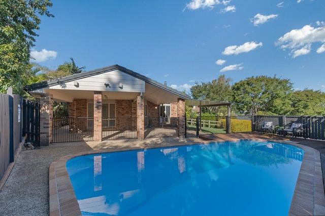 8 Brookvale Close, QLD 4069