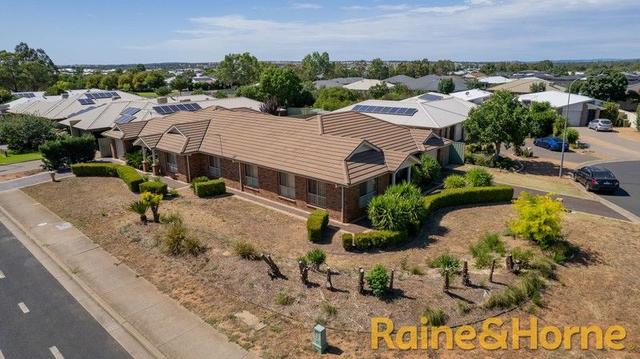 2 Daffodil Court, NSW 2830